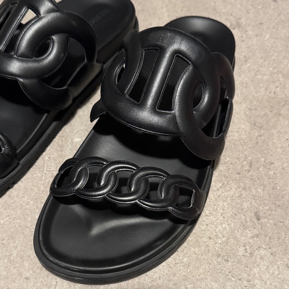 Hermes “extra” black leather sandals - Picture 2 of 8